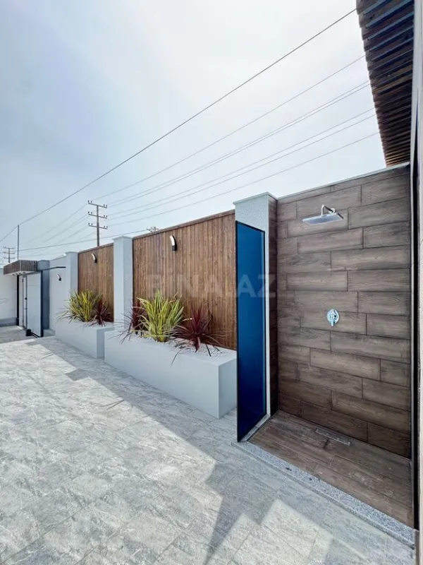 Satılır 5 otaqlı həyət evi 200 m²