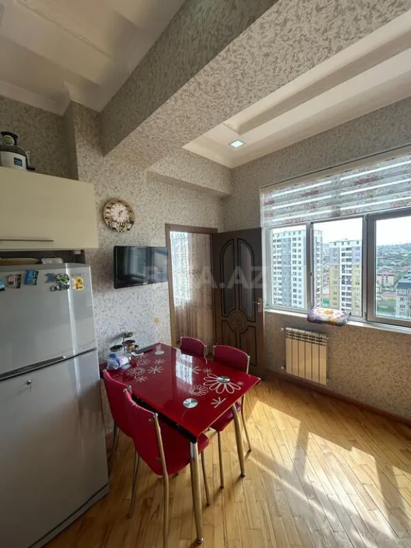 Satılır 3 otaqlı mənzil 100 m²