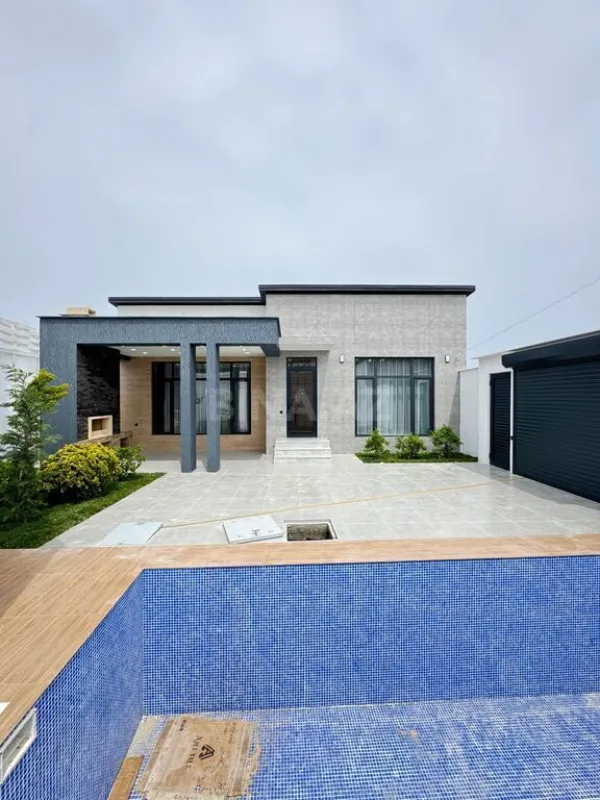 Satılır 4 otaqlı həyət evi 160 m²