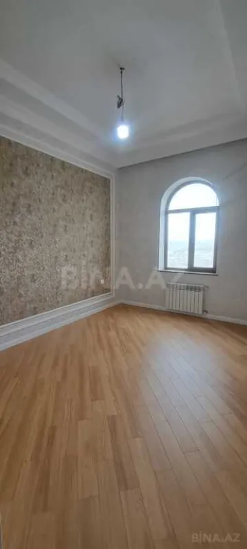 Satılır 2 otaqlı mənzil 89 m²