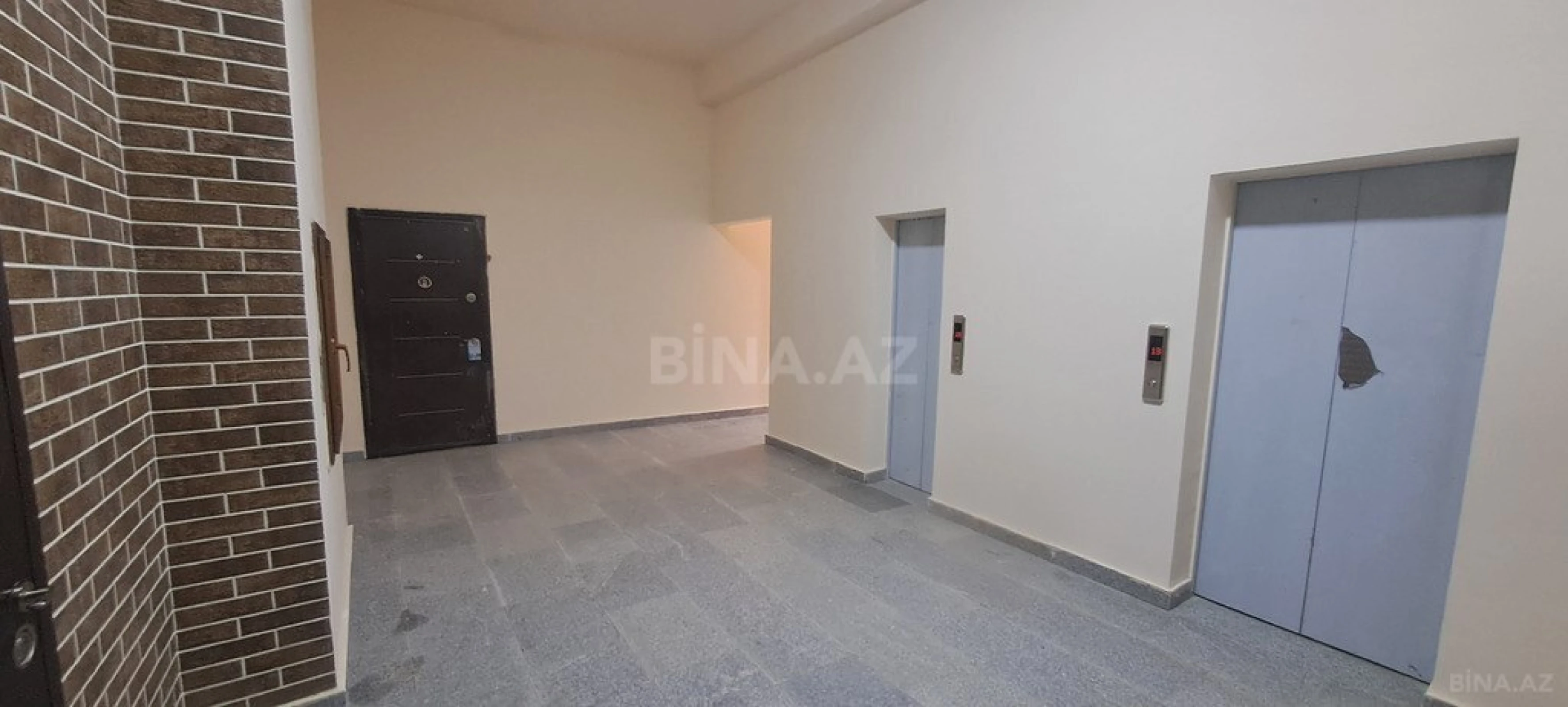 Satılır 2 otaqlı mənzil 89 m²