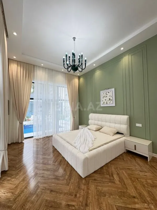 Satılır 6 otaqlı həyət evi 400 m²