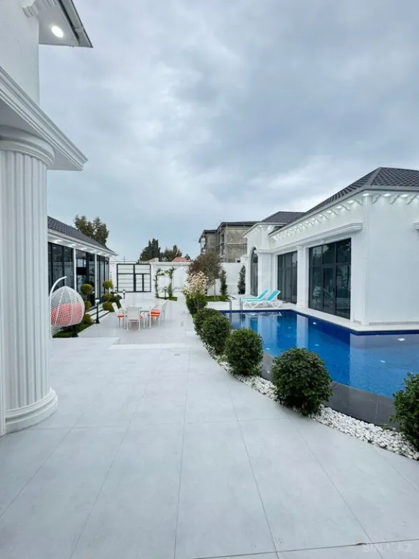 Satılır 6 otaqlı həyət evi 400 m²