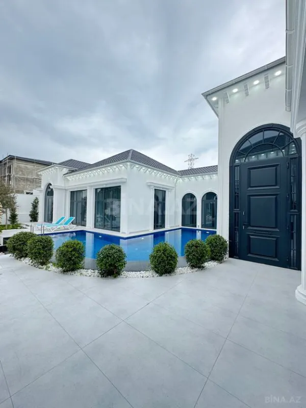 Satılır 6 otaqlı həyət evi 400 m²