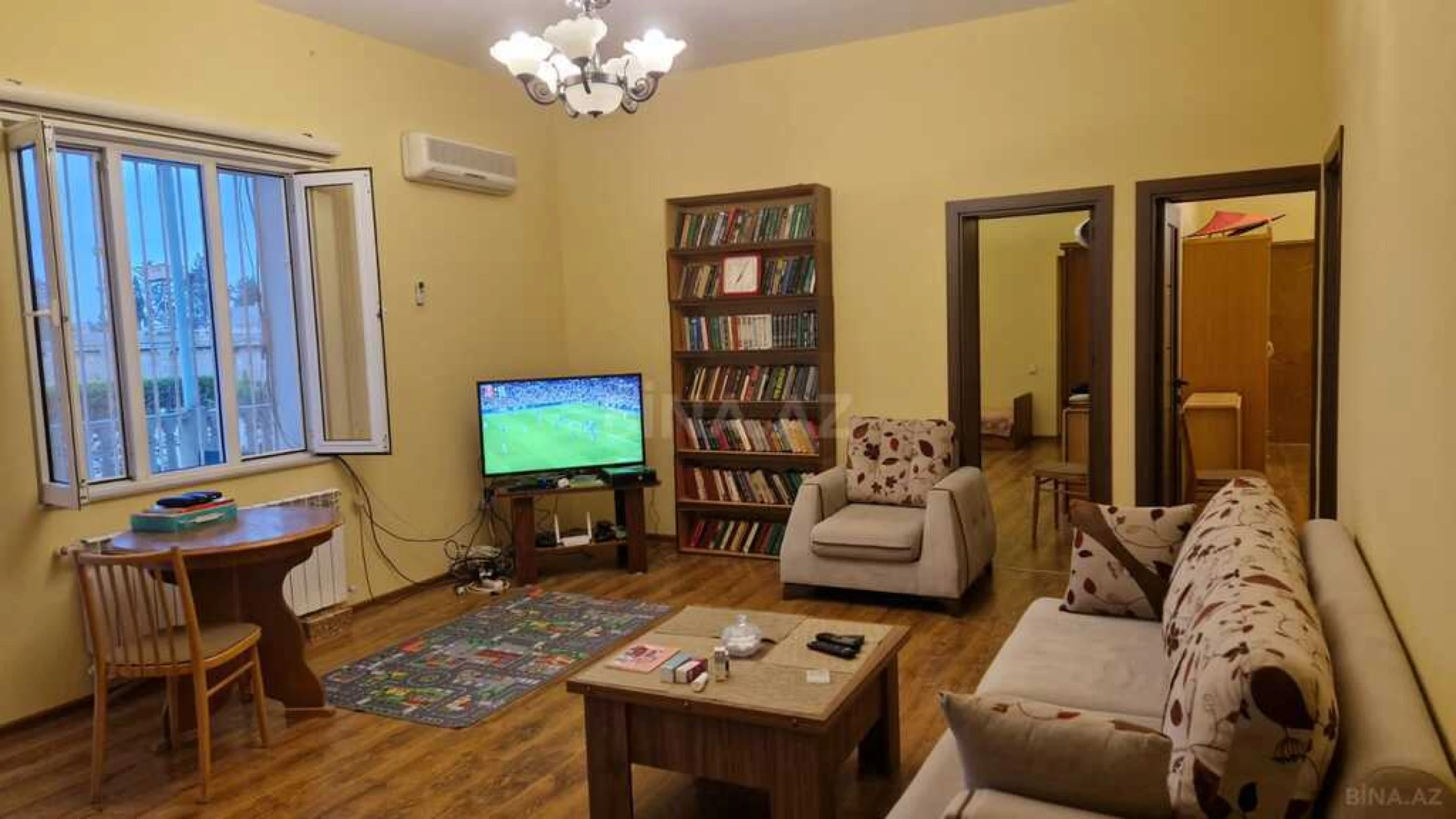 Satılır 4 otaqlı həyət evi 200 m²