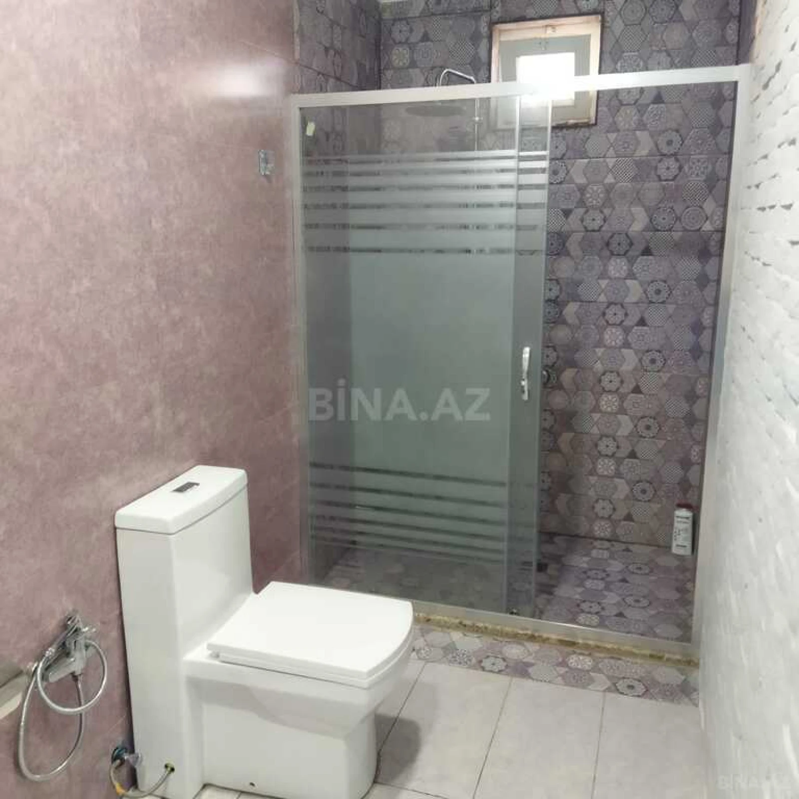 Satılır 7 otaqlı həyət evi 360 m²