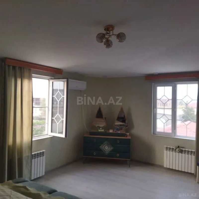 Satılır 7 otaqlı həyət evi 360 m²
