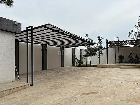 Kirayə verilir 5 otaqlı həyət evi 450 m²
