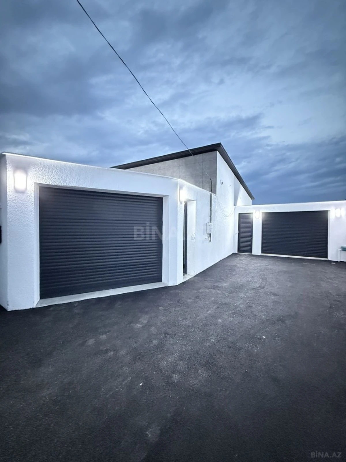 Satılır 4 otaqlı həyət evi 150 m²