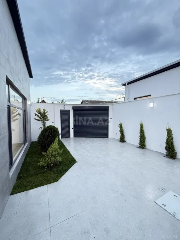 Satılır 4 otaqlı həyət evi 160 m²