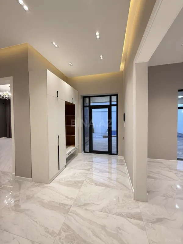 Satılır 4 otaqlı həyət evi 160 m²