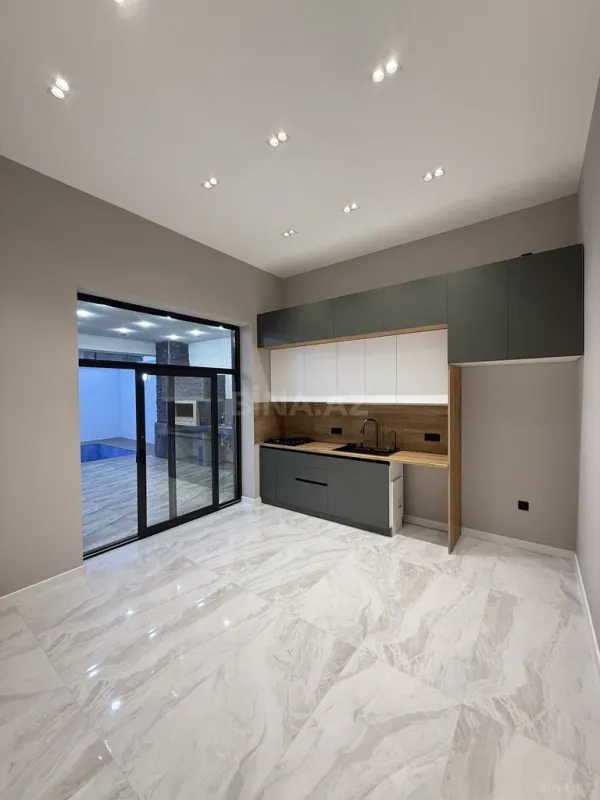 Satılır 4 otaqlı həyət evi 160 m²
