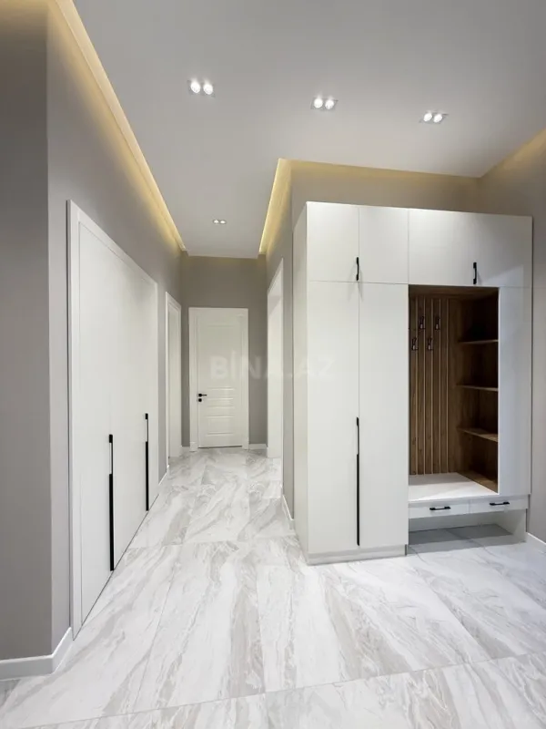 Satılır 4 otaqlı həyət evi 160 m²