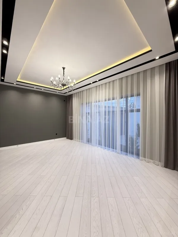 Satılır 4 otaqlı həyət evi 160 m²