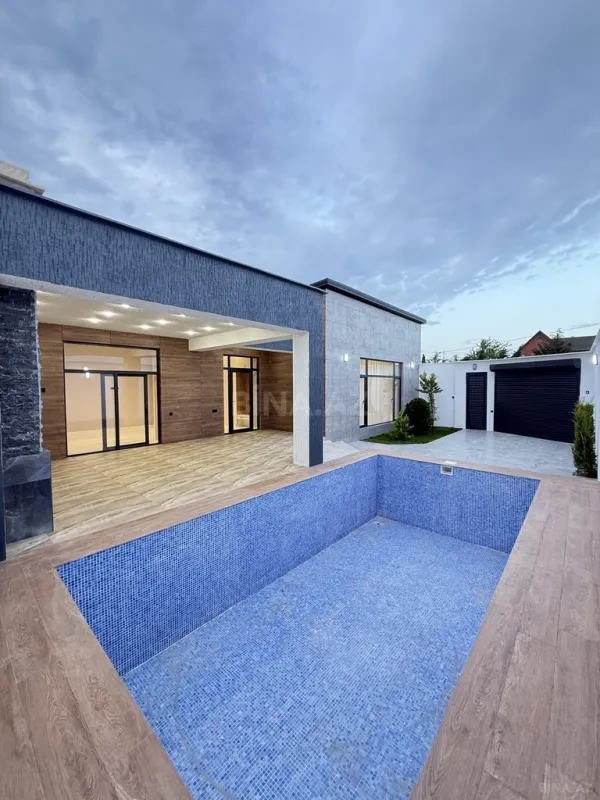 Satılır 4 otaqlı həyət evi 160 m²