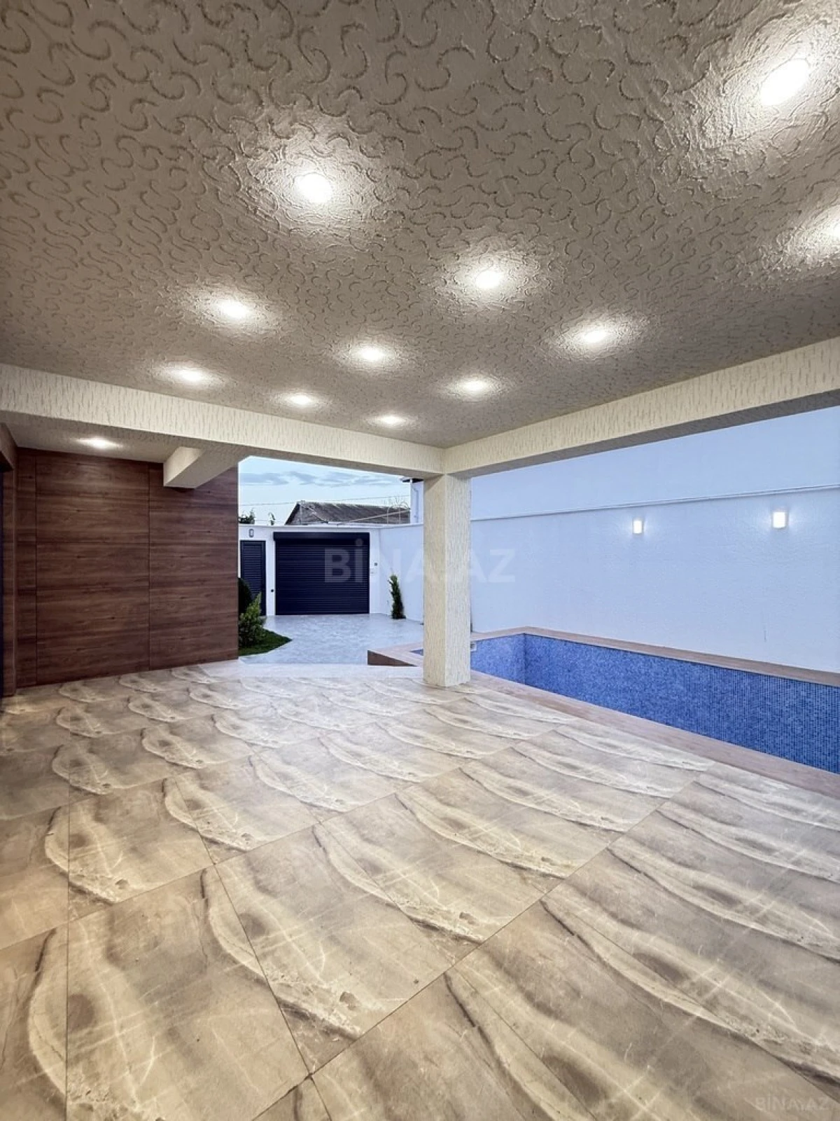 Satılır 4 otaqlı həyət evi 160 m²