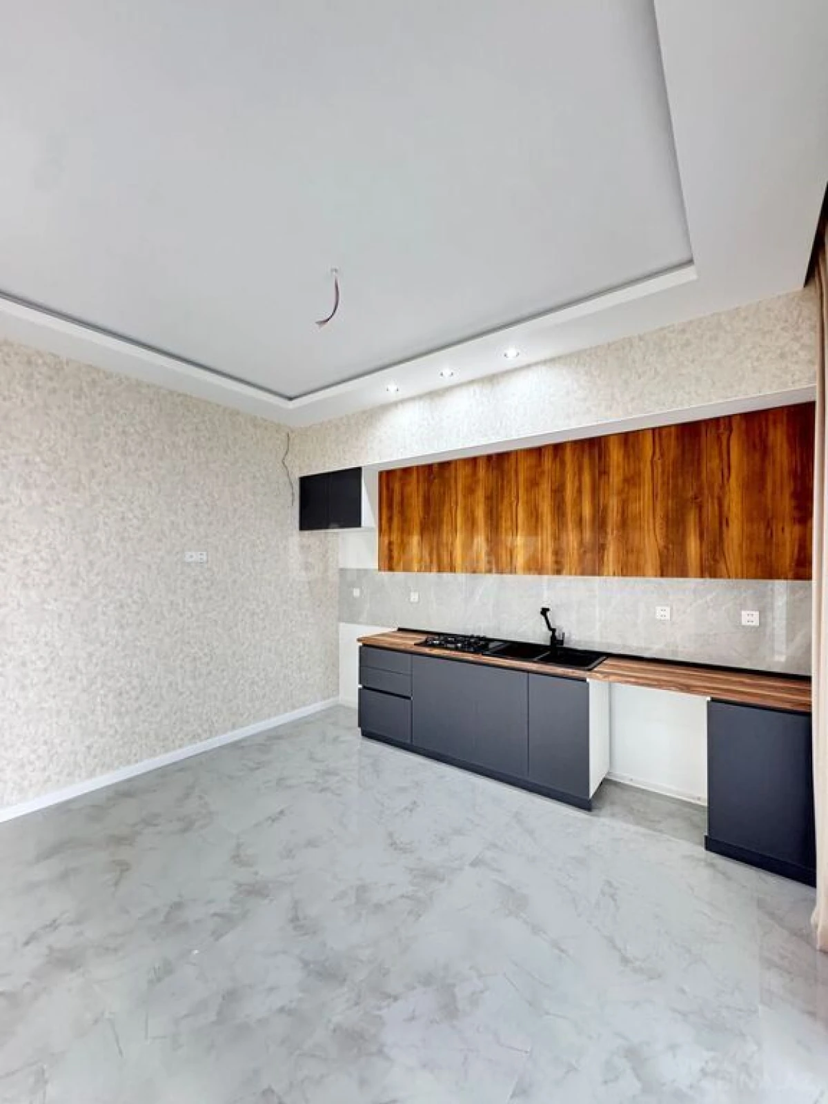 Satılır 4 otaqlı həyət evi 170 m²