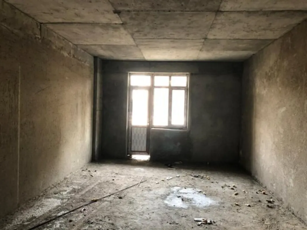 Satılır 2 otaqlı mənzil 128 m²