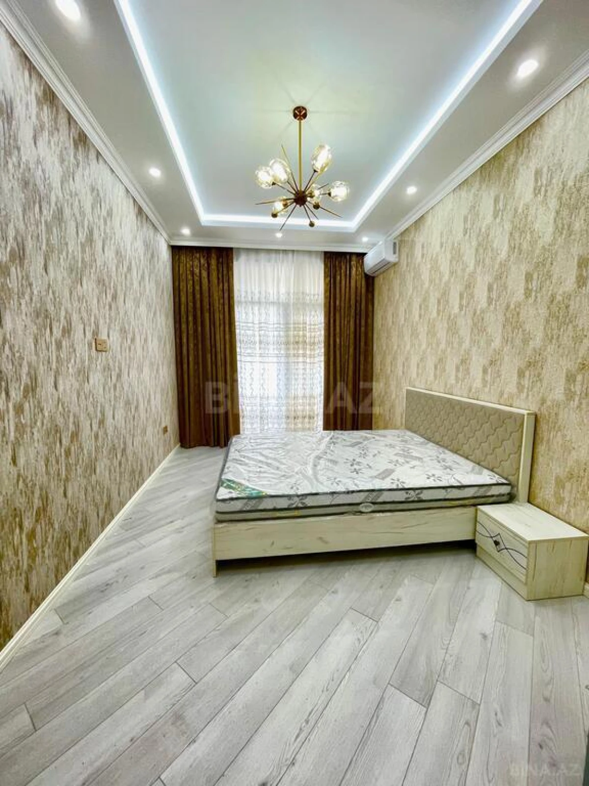 Kirayə verilir 3 otaqlı mənzil 125 m²