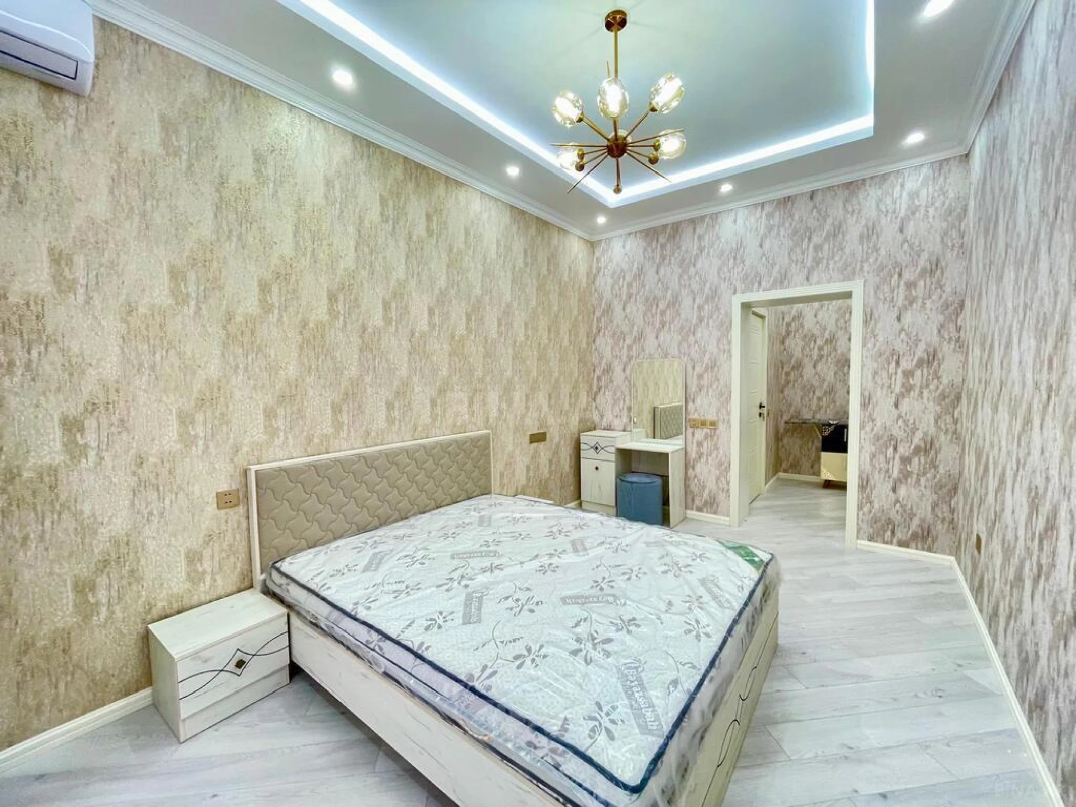 Kirayə verilir 3 otaqlı mənzil 125 m²
