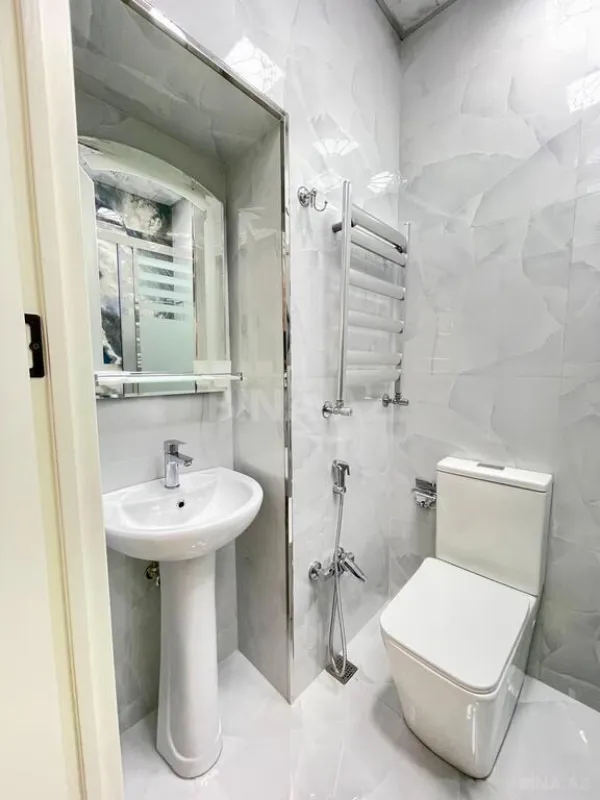 Kirayə verilir 3 otaqlı mənzil 125 m²