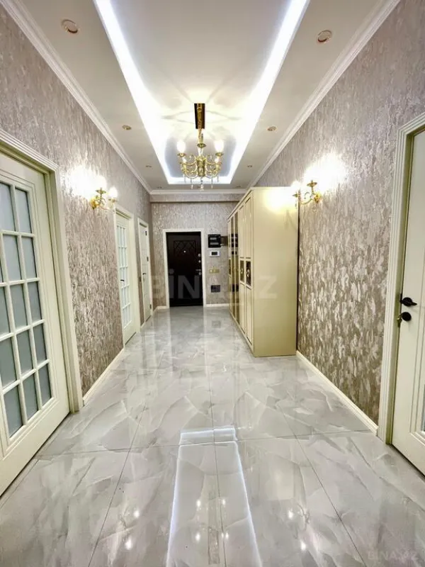 Kirayə verilir 3 otaqlı mənzil 125 m²