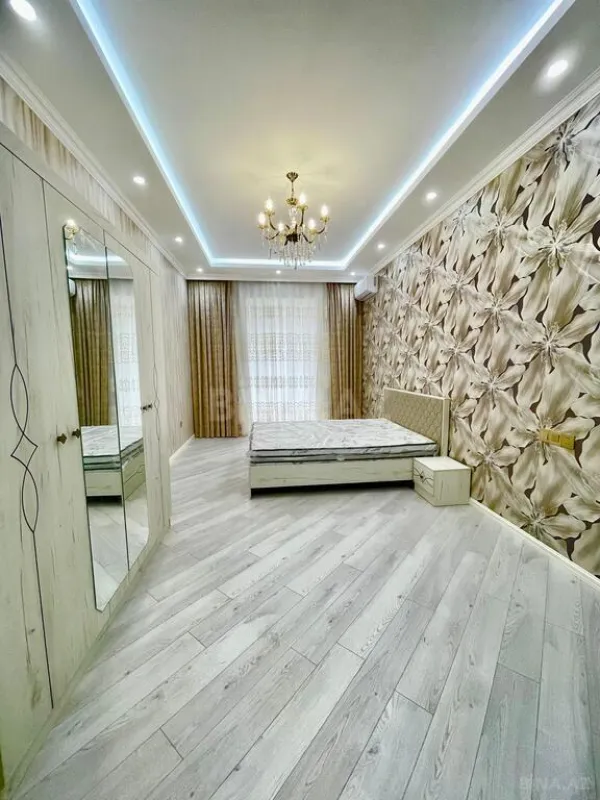 Kirayə verilir 3 otaqlı mənzil 125 m²