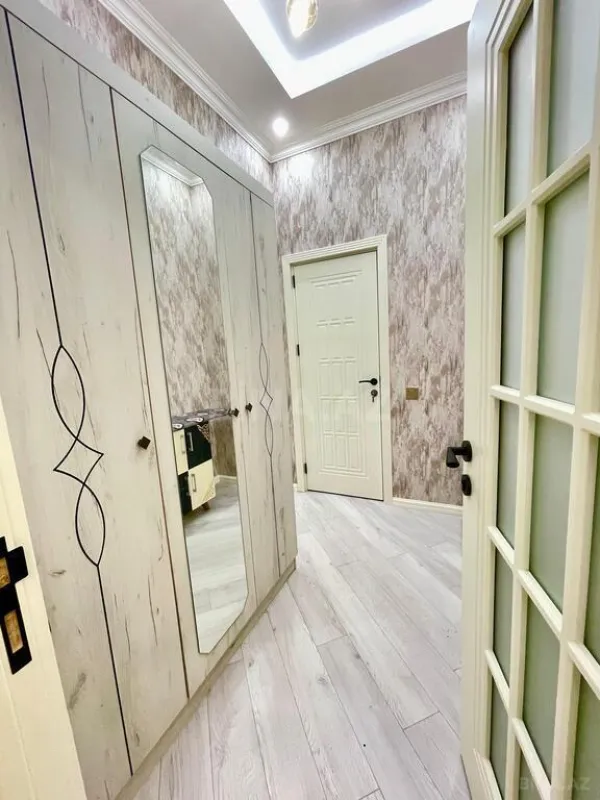Kirayə verilir 3 otaqlı mənzil 125 m²