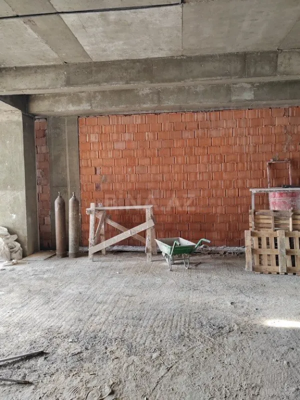 Satılır obyekt 70 m²