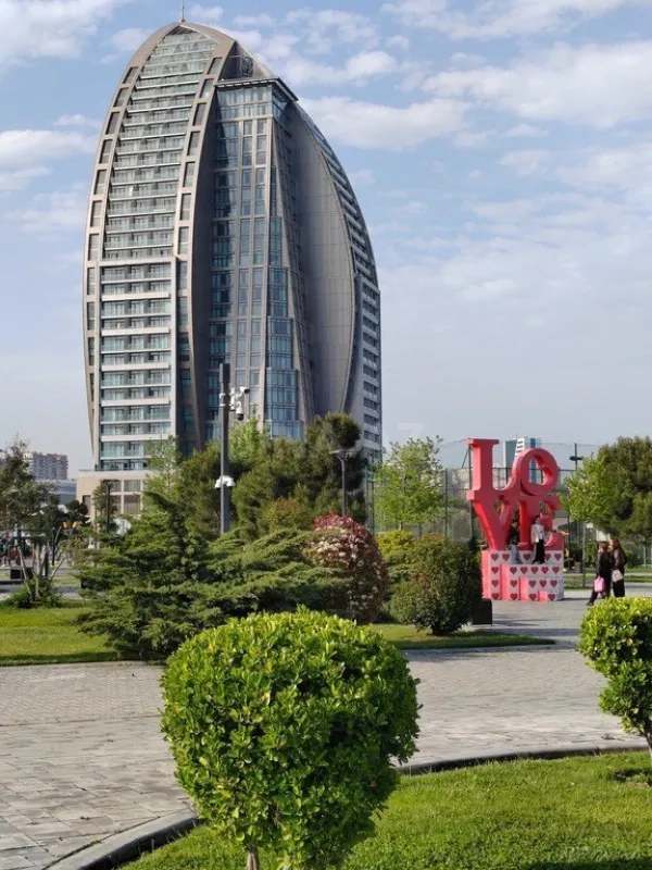 Satılır obyekt 70 m²