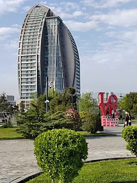 Satılır obyekt 70 m²