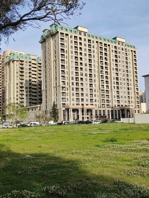 Satılır obyekt 70 m²