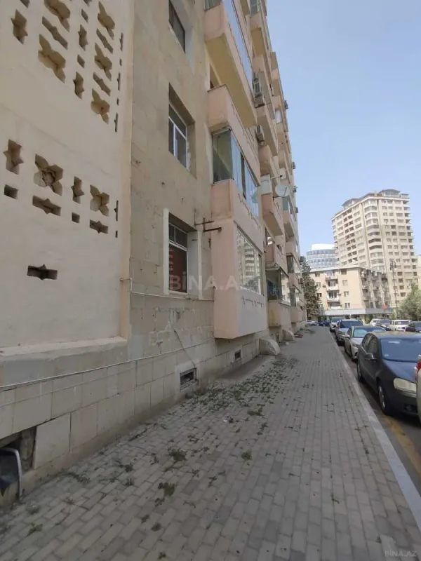 Satılır obyekt 70 m²