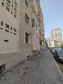 Satılır obyekt 70 m²