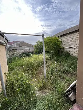 Satılır 5 otaqlı həyət evi 120 m²