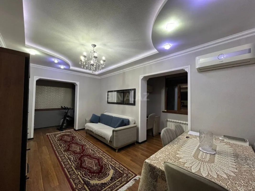 Satılır 2 otaqlı mənzil 60 m²