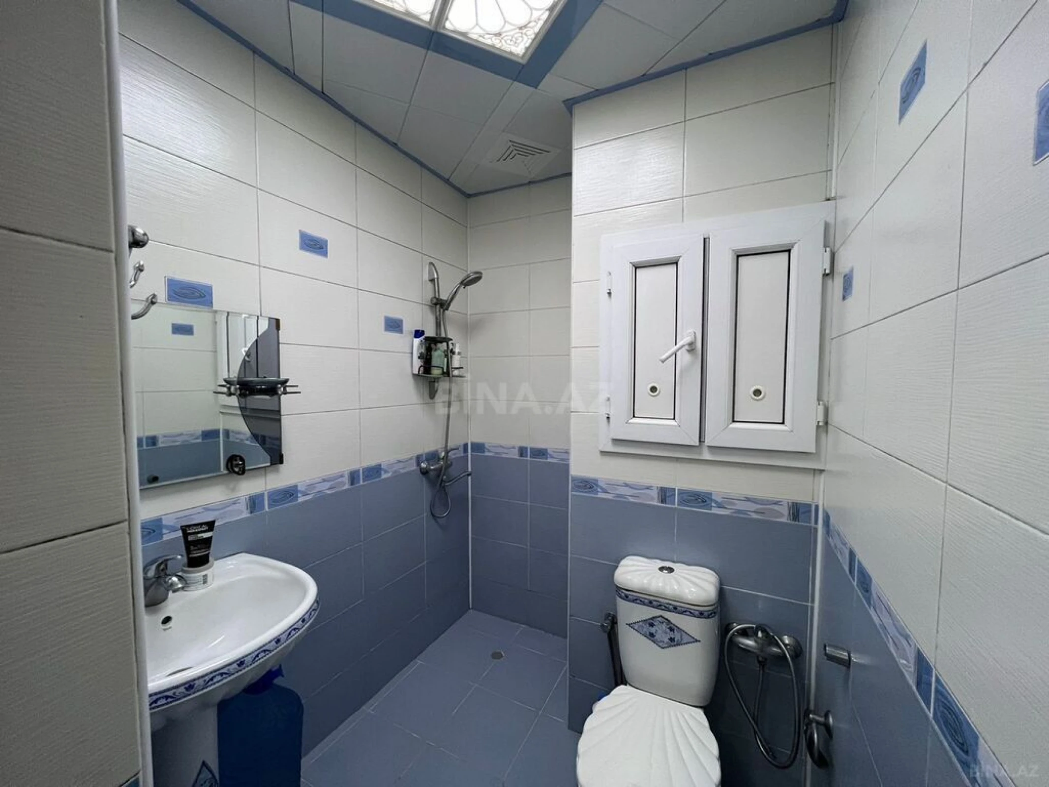 Satılır 2 otaqlı mənzil 60 m²
