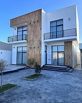 Kirayə verilir 6 otaqlı həyət evi 400 m²