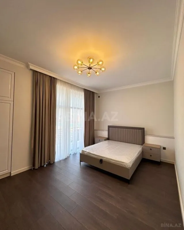 Kirayə verilir 6 otaqlı həyət evi 400 m²