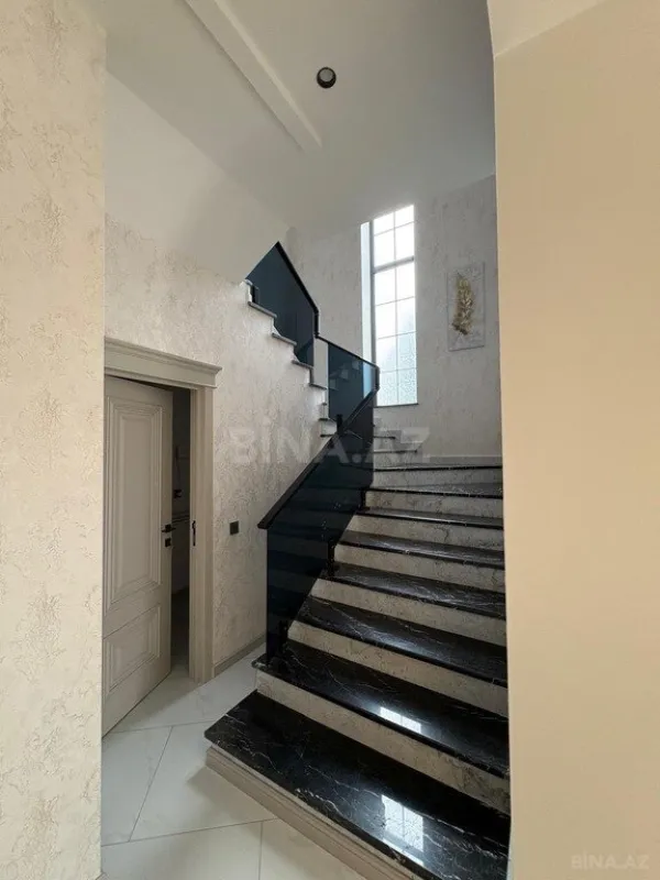 Kirayə verilir 4 otaqlı həyət evi 350 m²
