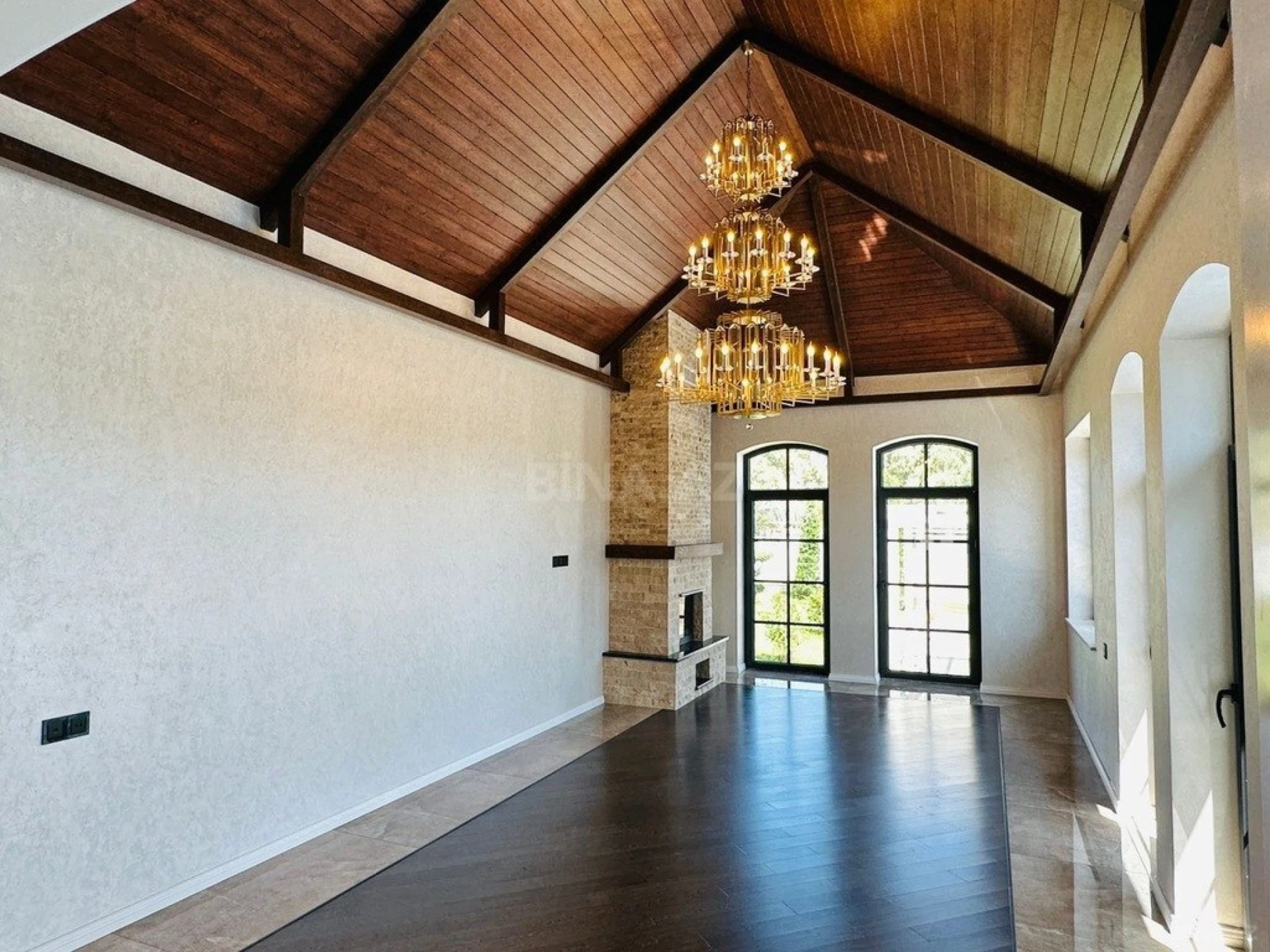 Kirayə verilir 4 otaqlı həyət evi 260 m²