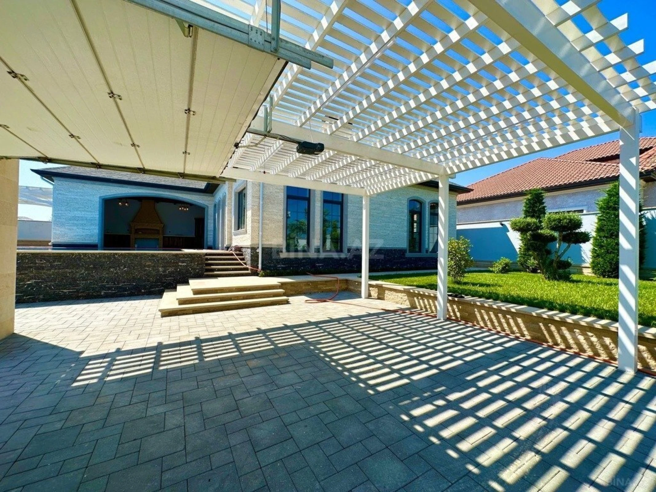 Kirayə verilir 4 otaqlı həyət evi 260 m²