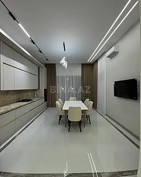 Kirayə verilir 5 otaqlı həyət evi 358 m²