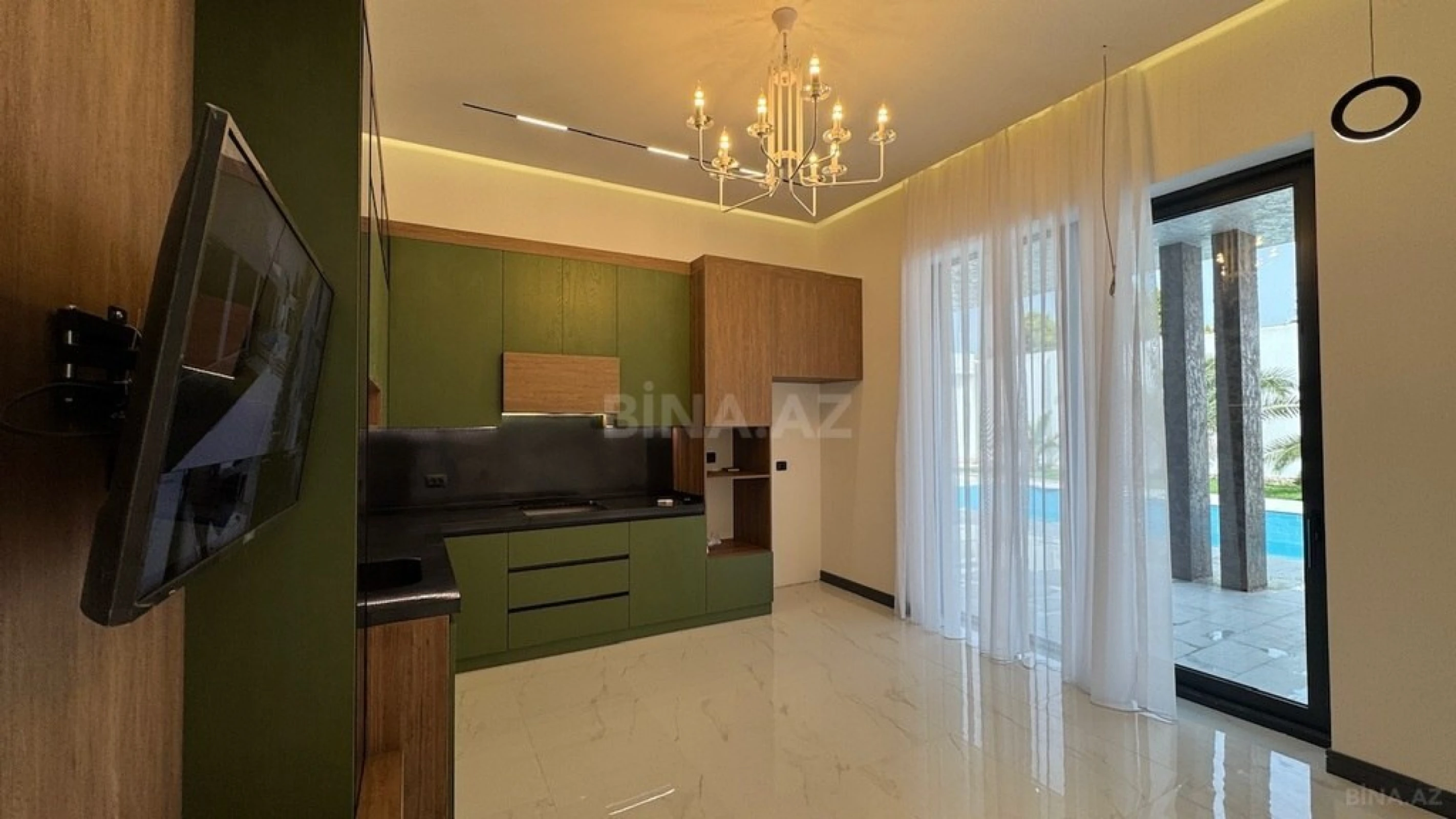 Satılır 5 otaqlı həyət evi 260 m²