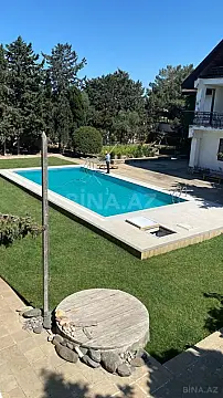 Satılır 7 otaqlı həyət evi 425 m²