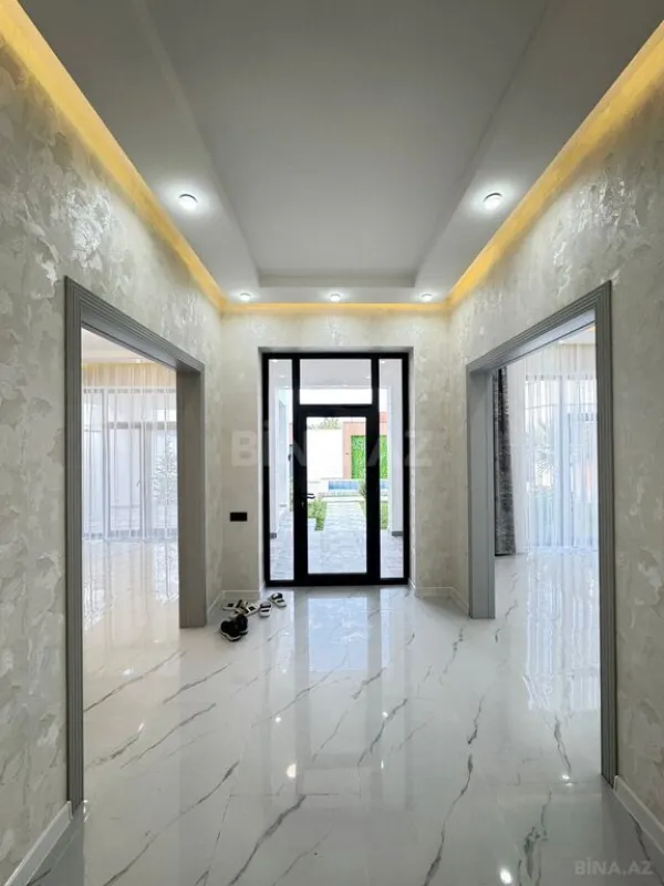Satılır 4 otaqlı həyət evi 200 m²