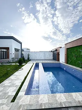 Satılır 4 otaqlı həyət evi 200 m²