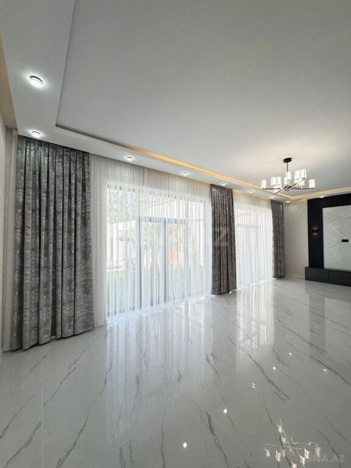 Satılır 4 otaqlı həyət evi 200 m²