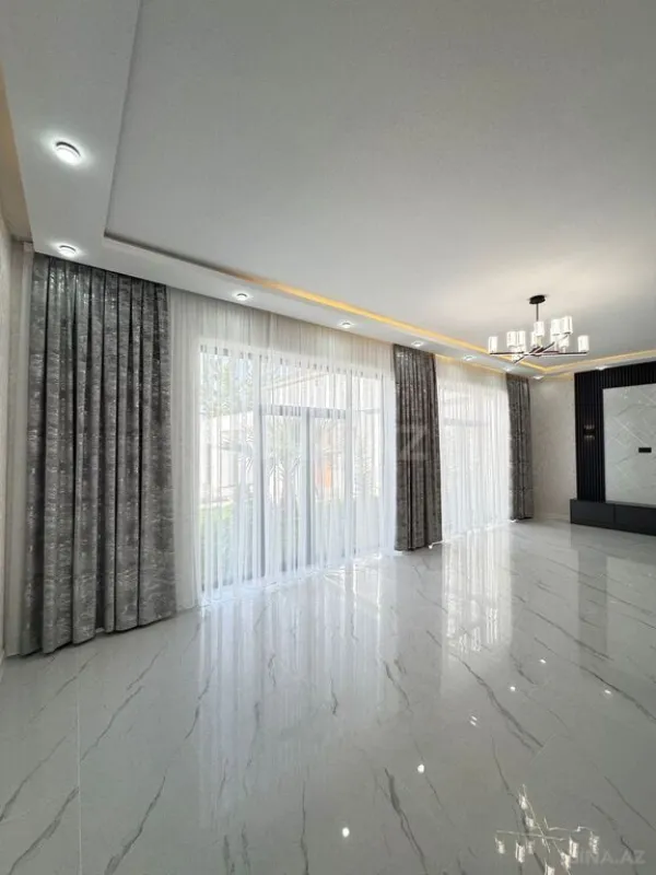Satılır 4 otaqlı həyət evi 200 m²