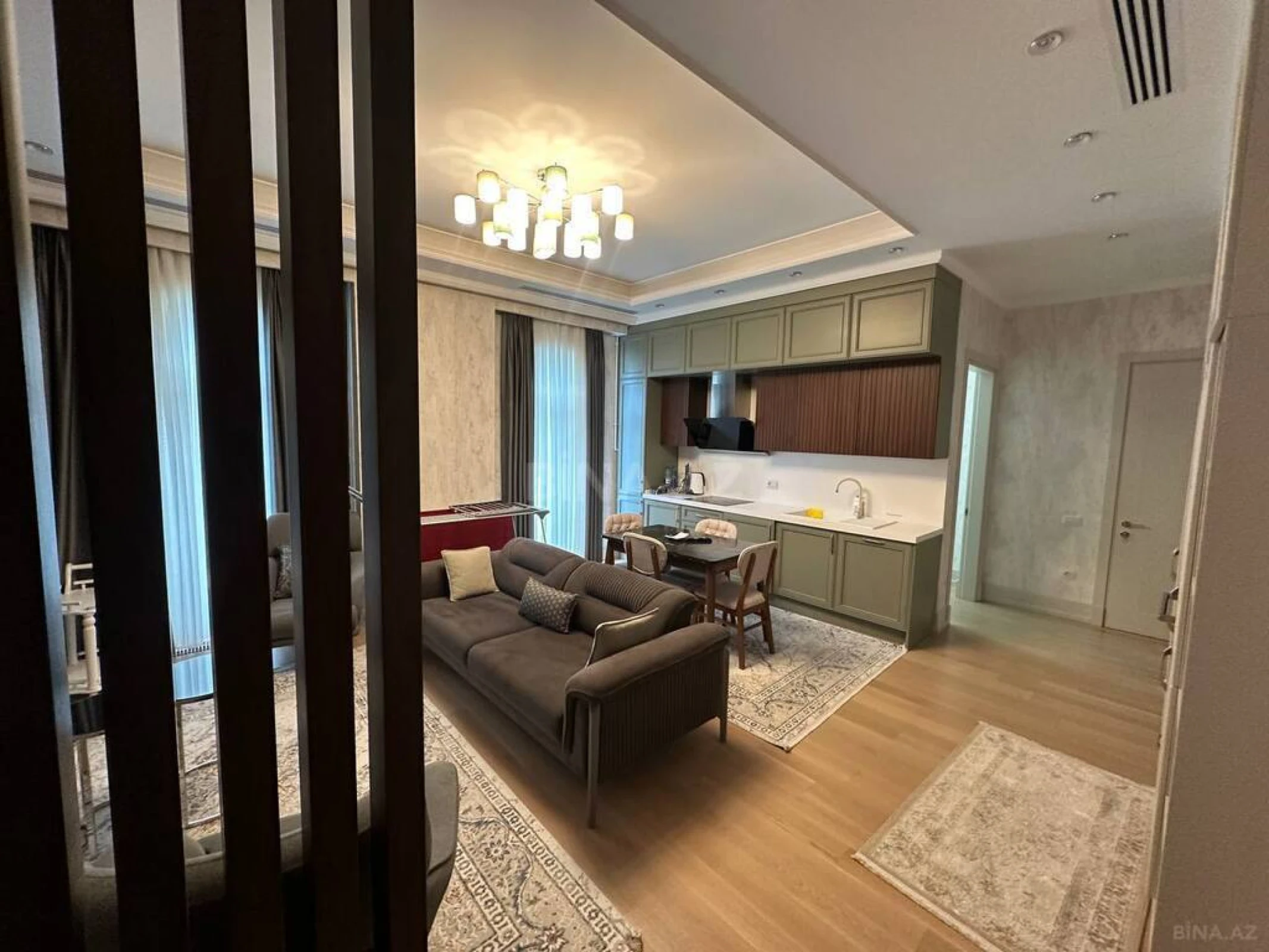 Kirayə verilir 2 otaqlı mənzil 65 m²